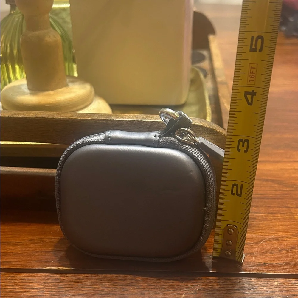 CaseSack Compact Hard Shell Gray/Blue Earbud Case with Clip